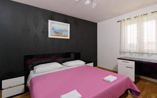 Avema Apartment