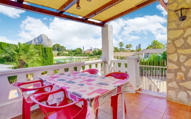 Serene Villa in Calpe with Private Swimming Pool