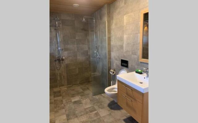 DOWNTOWN PENTHOUSE-SPA,sauna,3BR,seaview,free park