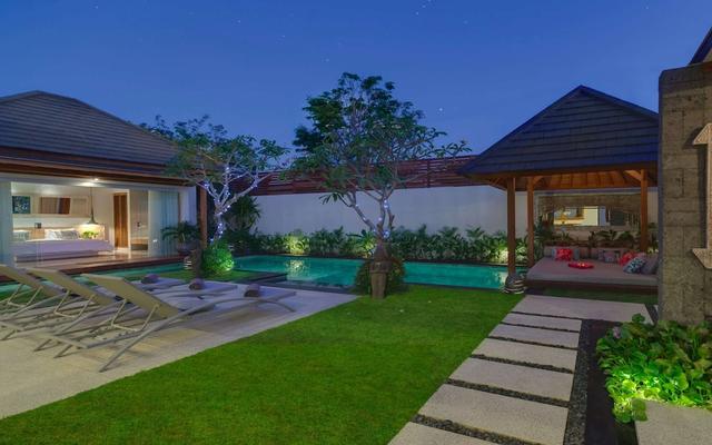 Luxury 4 Bedroom Villa With Private Pool, Bali Villa 2043