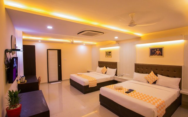 Hotel Cinemascope by OYO Rooms