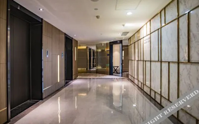 Orange Hotel Select (Chongqing Guanyin Bridge)