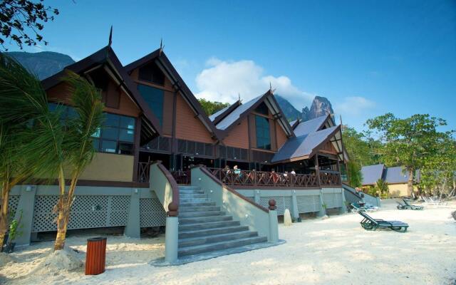 Tunamaya Beach & Spa Resort Tioman Island