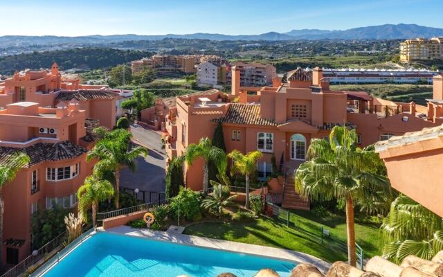 Unbeatable Penthouse In Fuengirola Hills