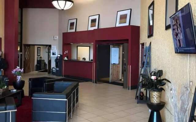 Crookston Inn & Convention Center