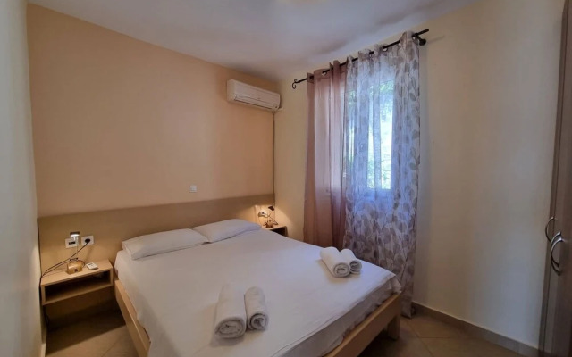 Corfu Glyfada Menigos Resort 22