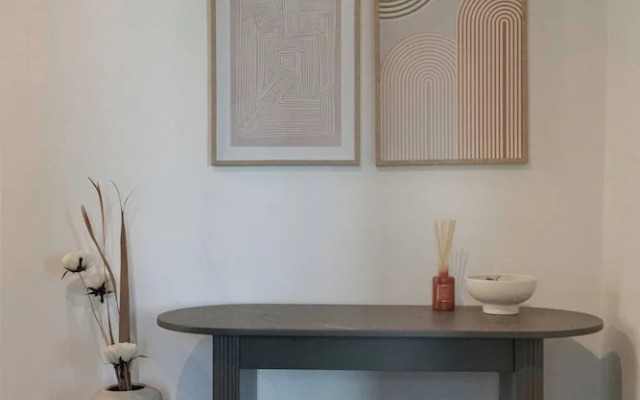 Phaedrus Living: Travertine Residences 101