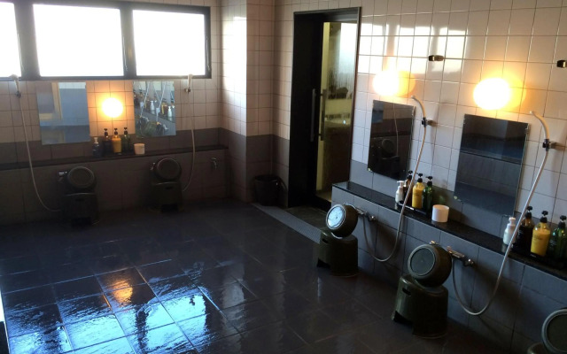 Hotel Crown Hills Takaoka