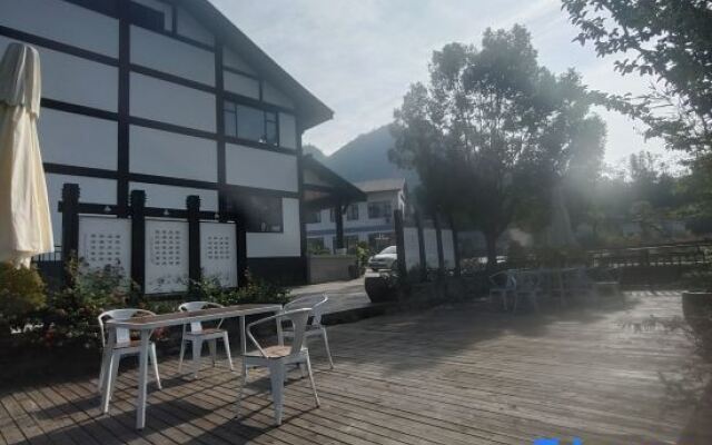 Tiantai Pinyuan Homestay