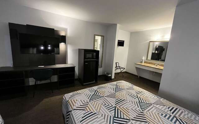 Motel 6 Junction, Texas - Llano River