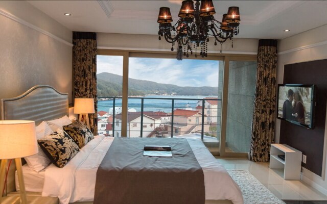 Sea and Sky Resort