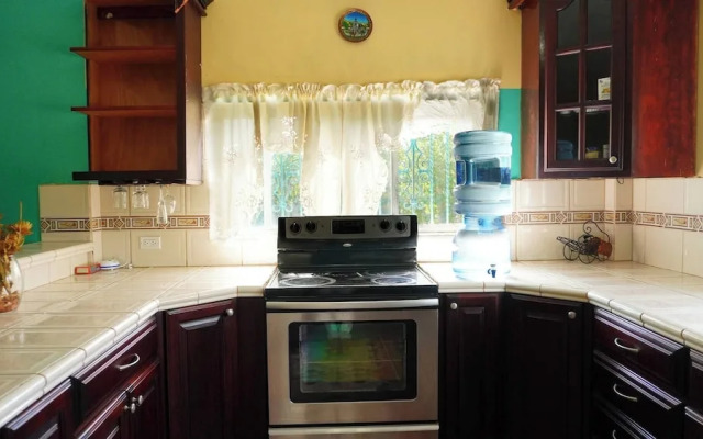 See Belize Waterside Sea View 2-bedroom Apartment w Balcony, Pool & Deck 2nd FL