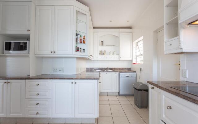 Casa Blanca - Camps Bay
