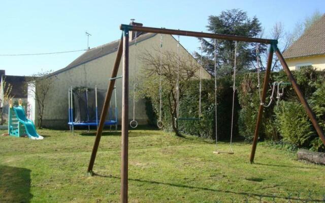 Gîte Dhuizon, 4 pièces, 6 personnes - FR-1-491-204