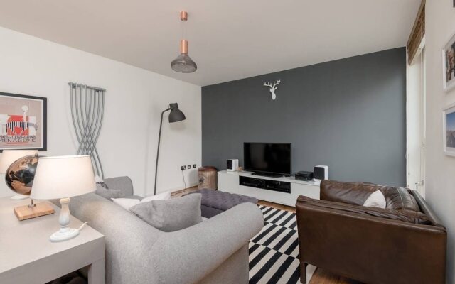 Ultra Stylish 2 Bed/2 Bath with Balcony & Parking