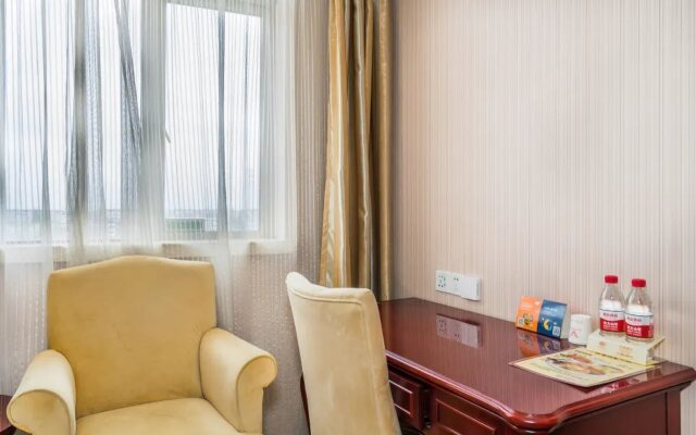 Vienna Classic SH Jinshanwei Railway Station