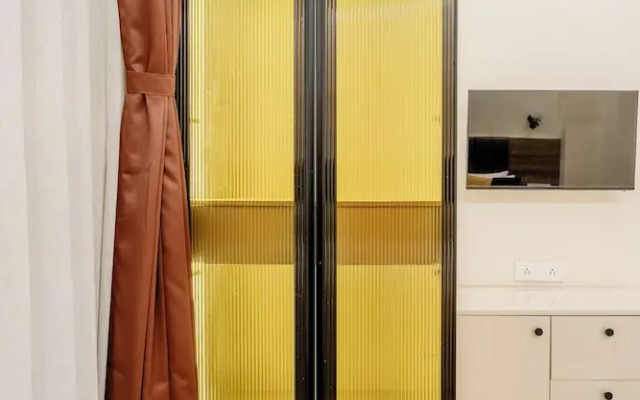 Lime Tree 1BHK Service Apartment Gurgaon