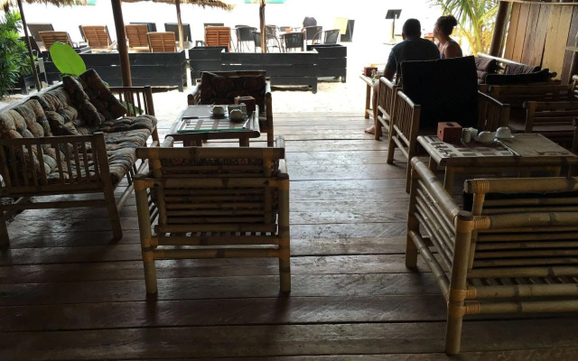 Mary beach Bungalows
