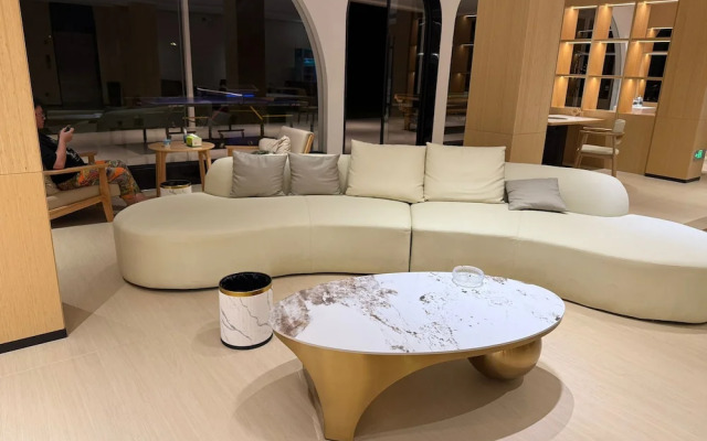 Mountain Search Snow View Hotel