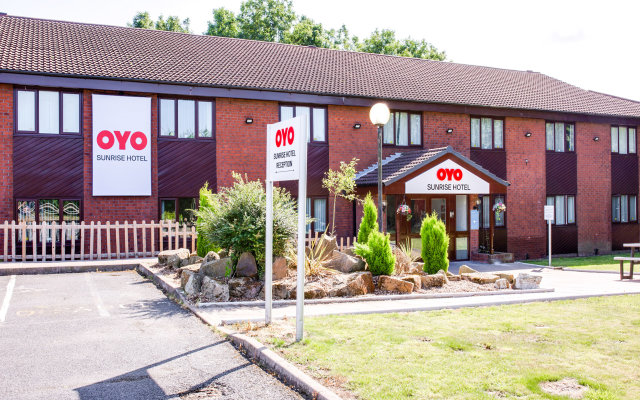 OYO Sunrise Hotel, A46 N Leicester