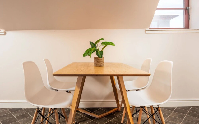 Elliot Suite No9 - Donnini Apartments