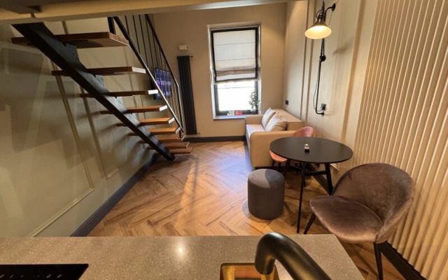 RUBINSTEINA apartment НЕВСКИЙ 45