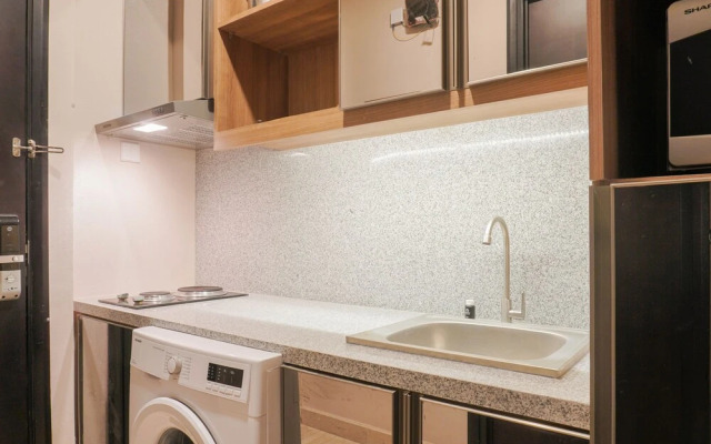 Fabulous and Strategic 1BR Sudirman Suites Apartment