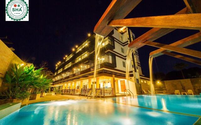 TH Beach Hotel