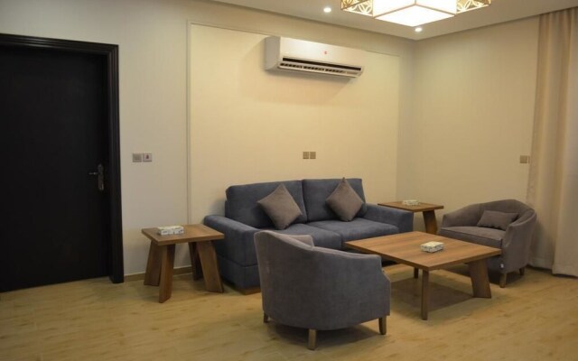Larissa Suites