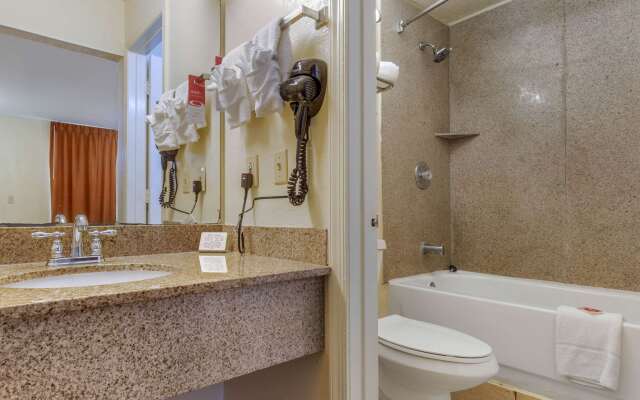 Econo Lodge Columbia Fort Jackson