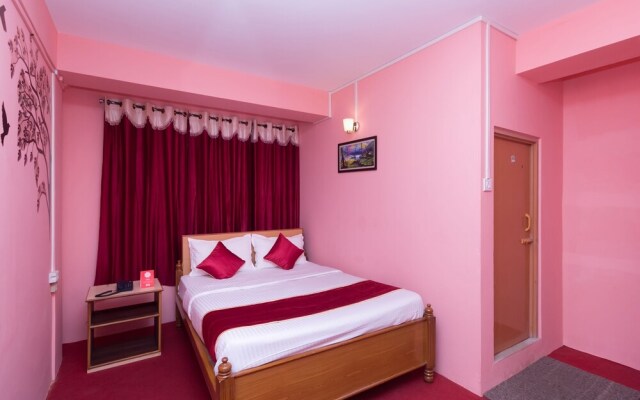 OYO 10831 Balaji Guest House