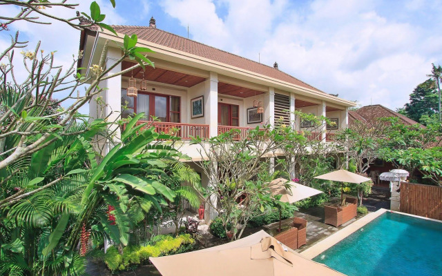 Tebesaya Cottage by Pramana Villas