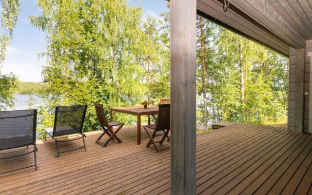 Hot pool cottage iitu