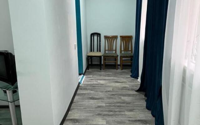 2 bedroom apartment center