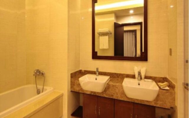 Huiteng Business Hotel