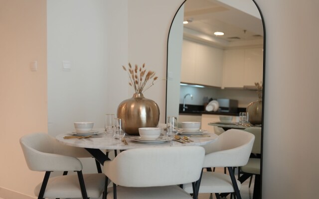 Yogi - Lake-Side Fancy Apartment Near Dubai Mall