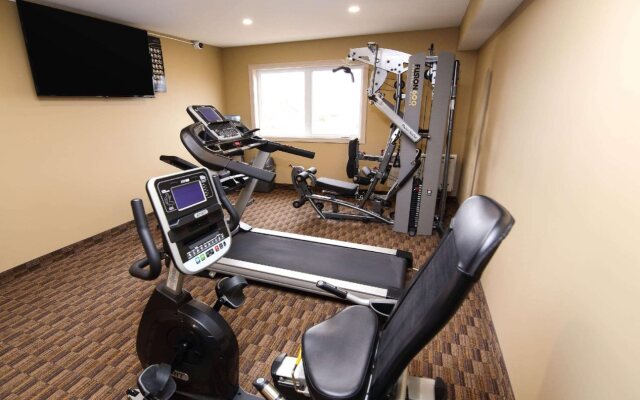 Quality Inn & Suites Bathurst