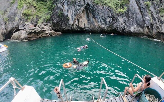 Blue Lagoon Home Trang