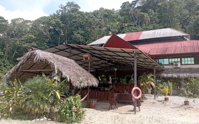 Grand Selva Lodge & Tours