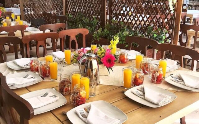 Royal Serennia Small Hotel Boutique