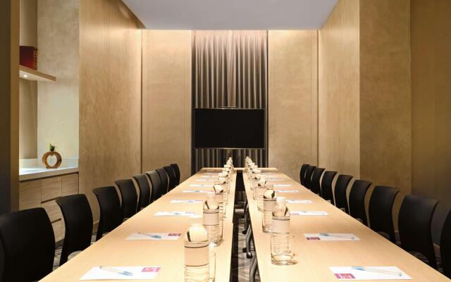 Hyatt Place Bangkok Sukhumvit 24