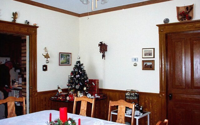 Sybille's Garden Bed & Breakfast