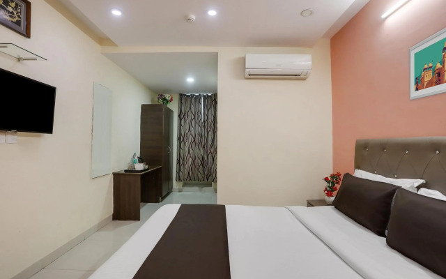 Collection O 3169 Hotel Lotus Grand