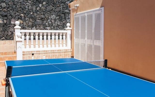Classic Villa, luxe, private pool & prime location