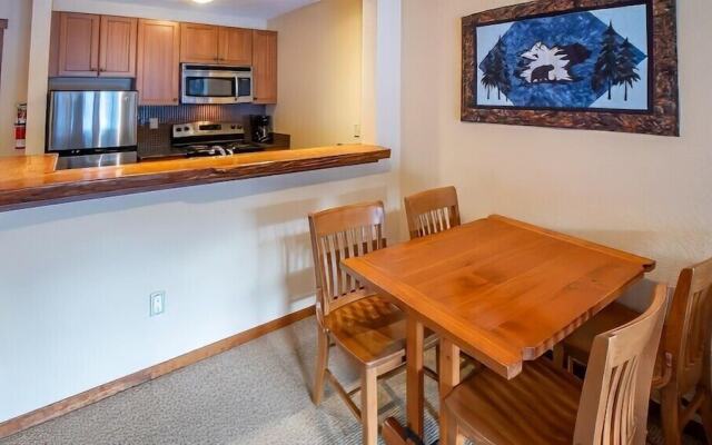 Snow Creek Lodge by Fernie Lodging Co