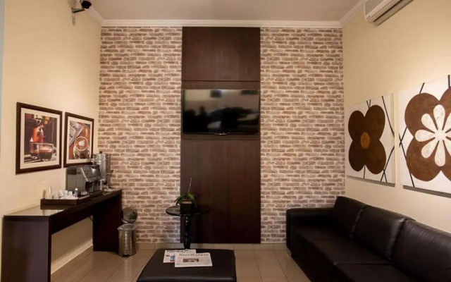 Universitário Hotel