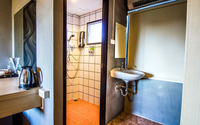 B2 Lanna Boutique & Budget Hotel