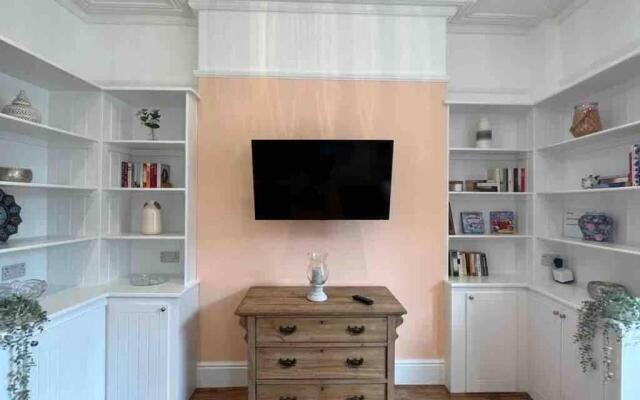 Stunning 4-bed Apartment in Cambridge