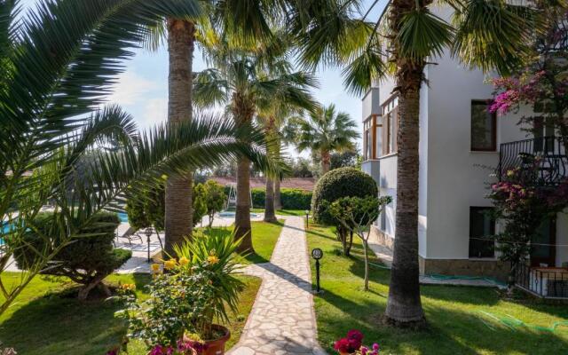 Carrington Suites Hotel
