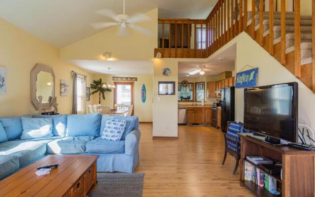 StingWray Cove by Oak Island Accommodations